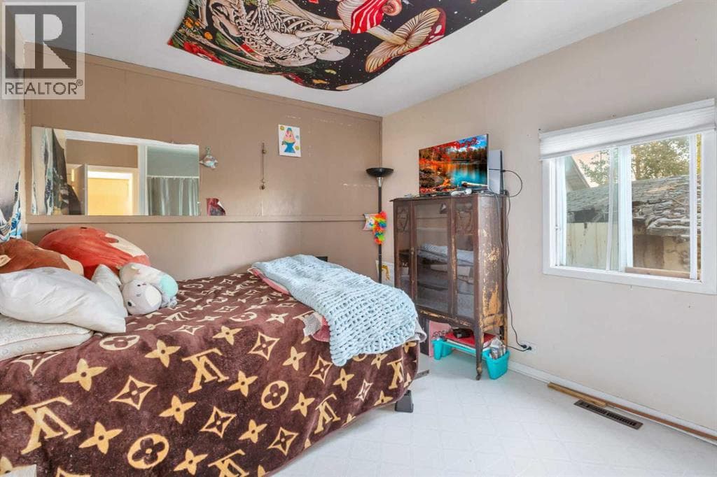 4152 47 AVENUE, Red Deer (Central Alberta) — photo 4