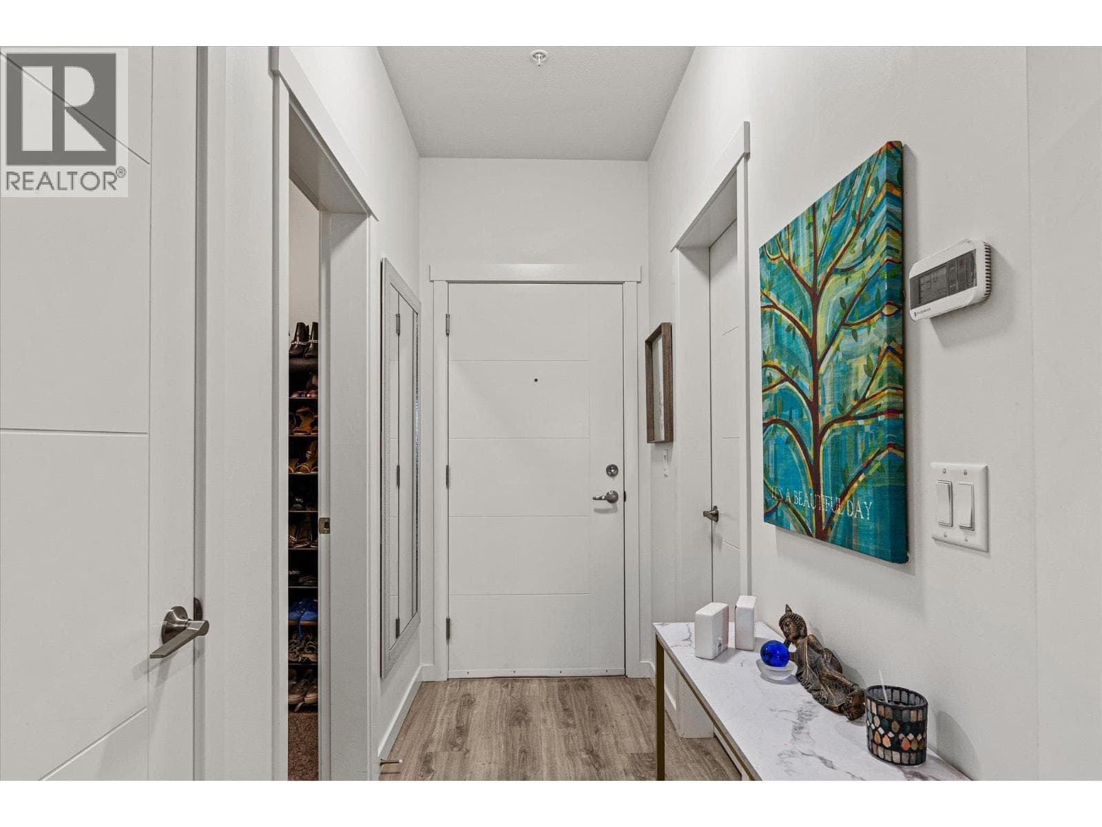 2345 Butt Road Unit# 217, Interior REALTORS® — photo 2