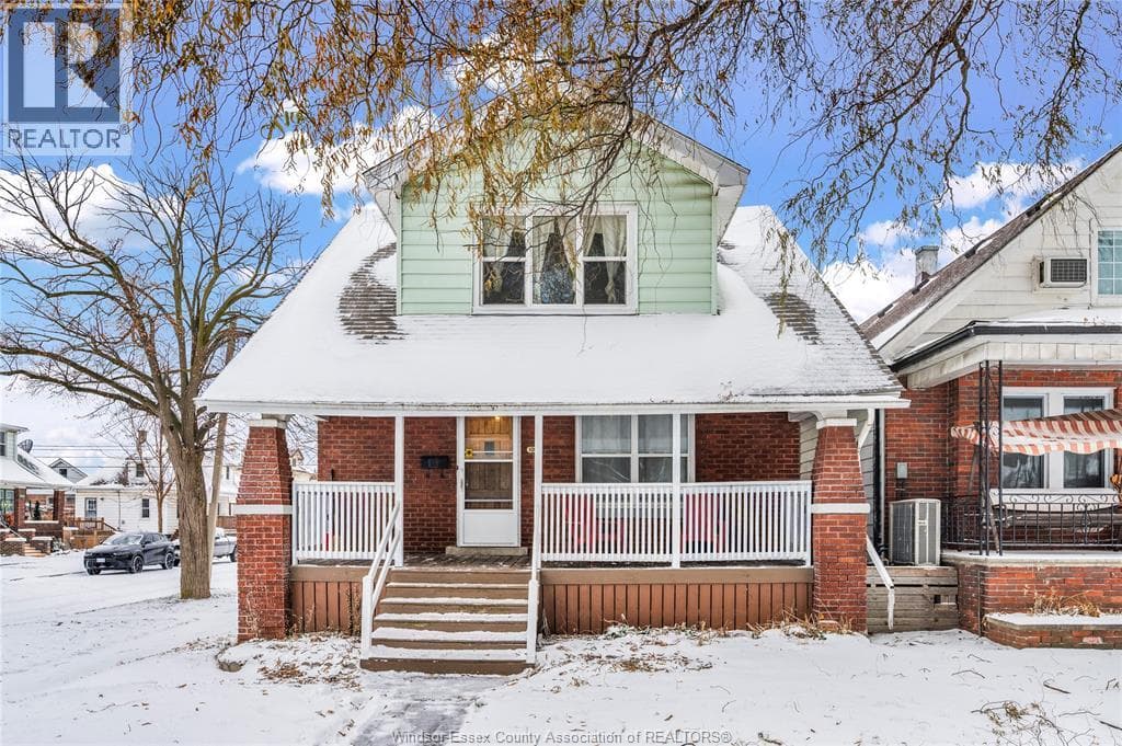 1097 MOY AVENUE in Walkerville