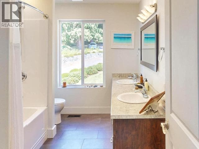9771 VIEW ROAD, Powell River — photo 5