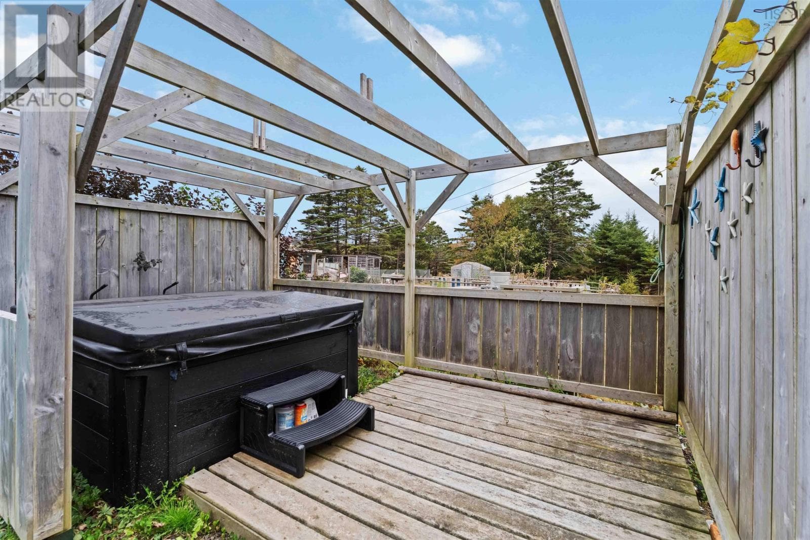 31 OVERCOVE ROAD in 