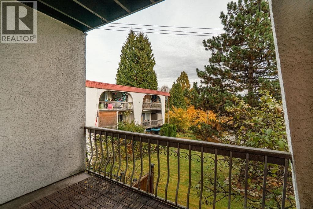 1009 CLARKE ROAD, Greater Vancouver — photo 4