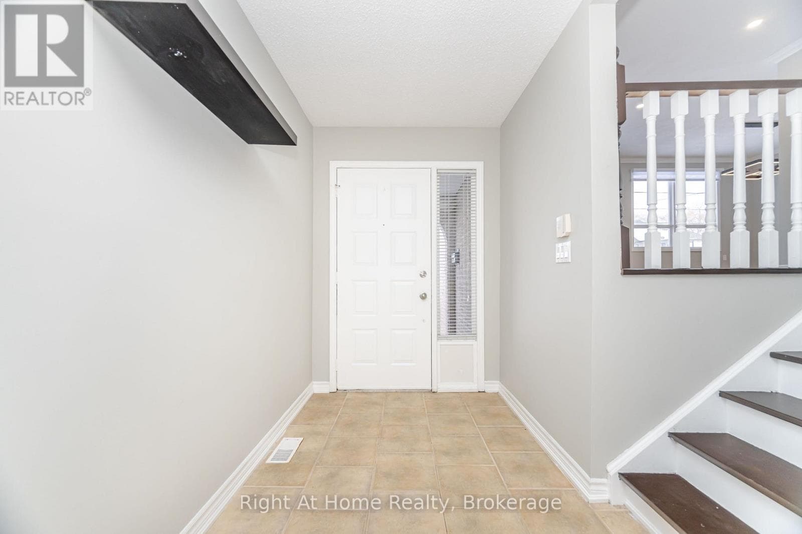 364 RED OAK AVENUE — photo 5