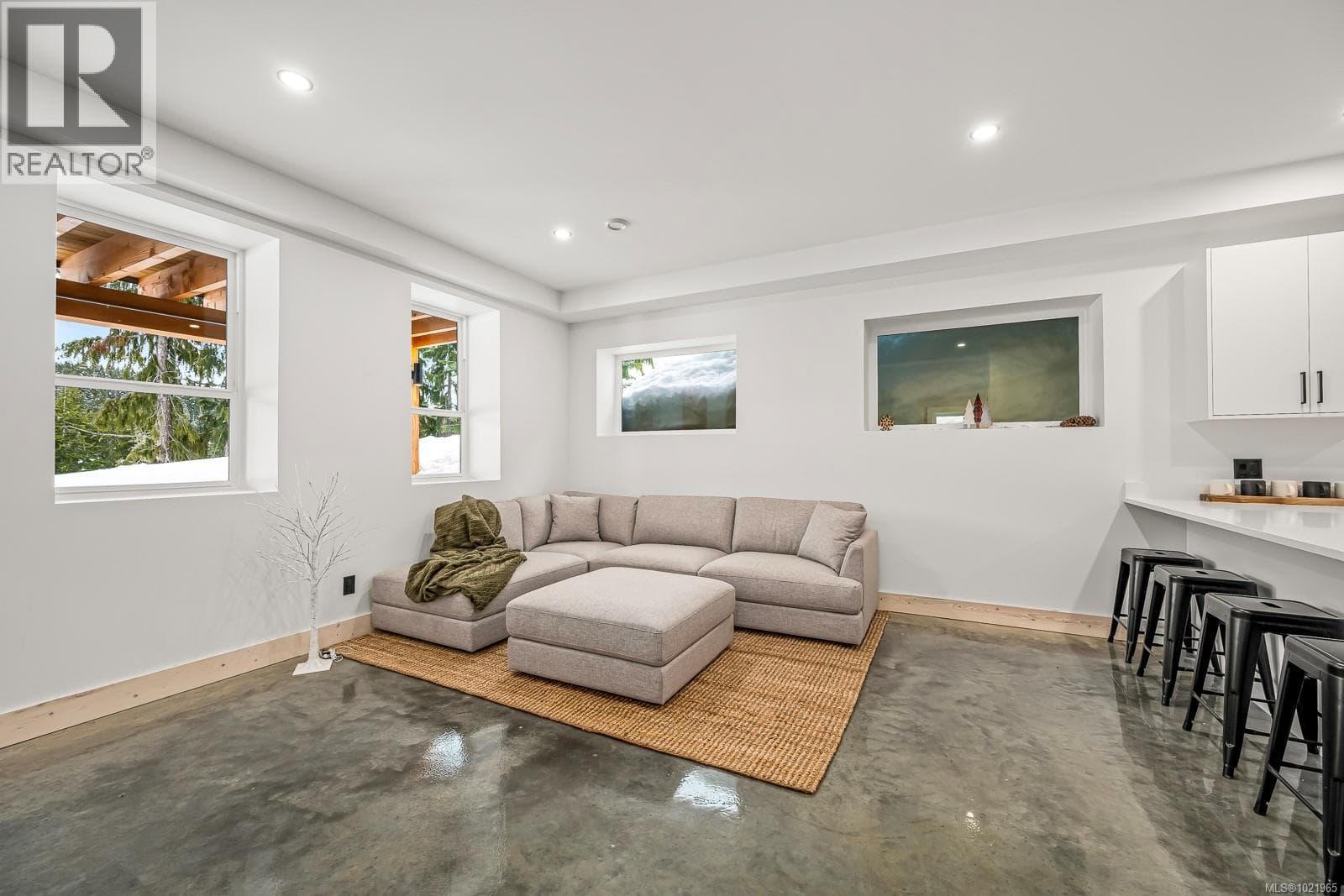 455 ARROWSMITH RIDGE — photo 5