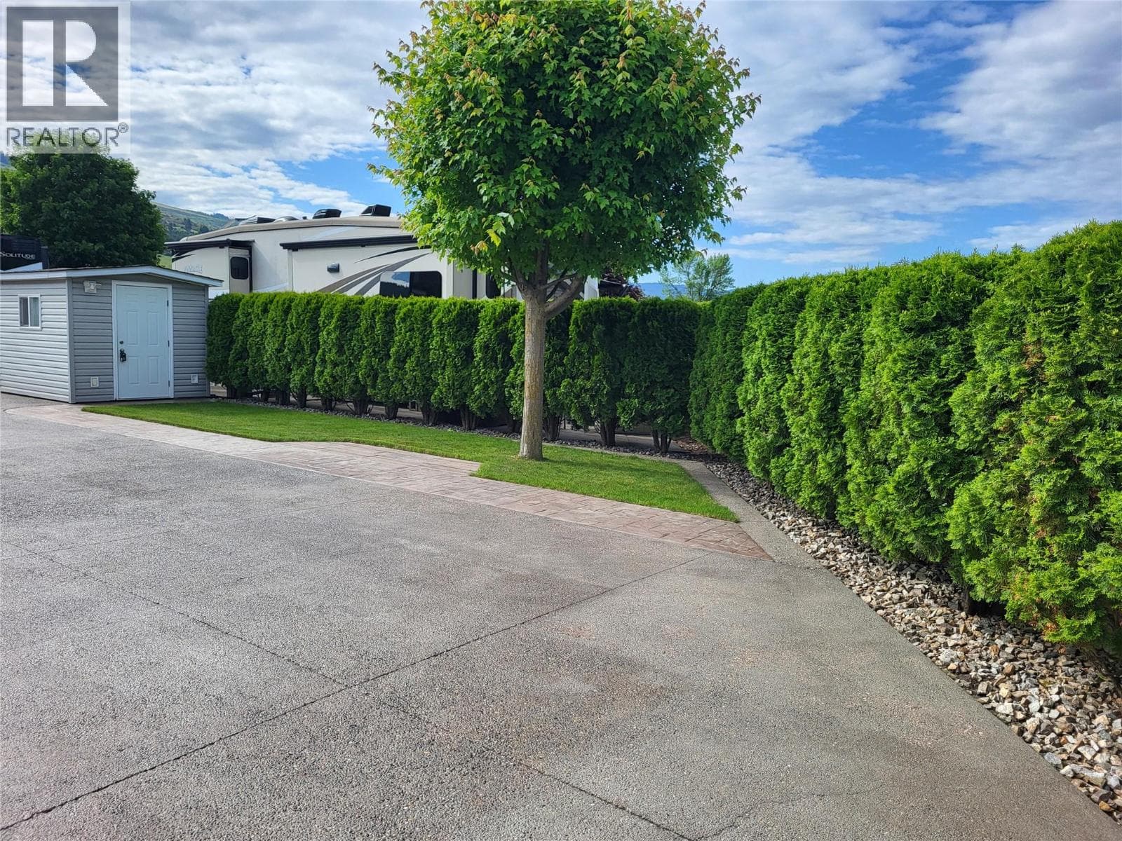 8000 Highland Road Unit# 113 in 