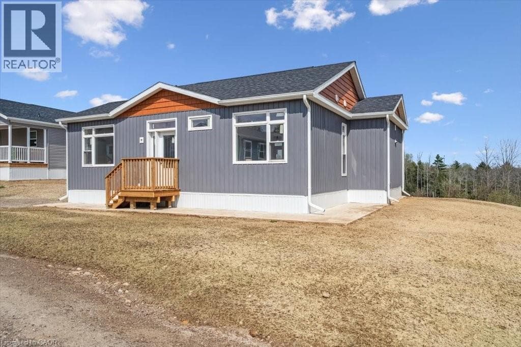 1085 CONCESSION 10 ROAD WEST UNIT LOT 117H — photo 2
