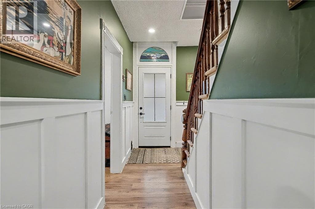 30 WOOD STREET — photo 4