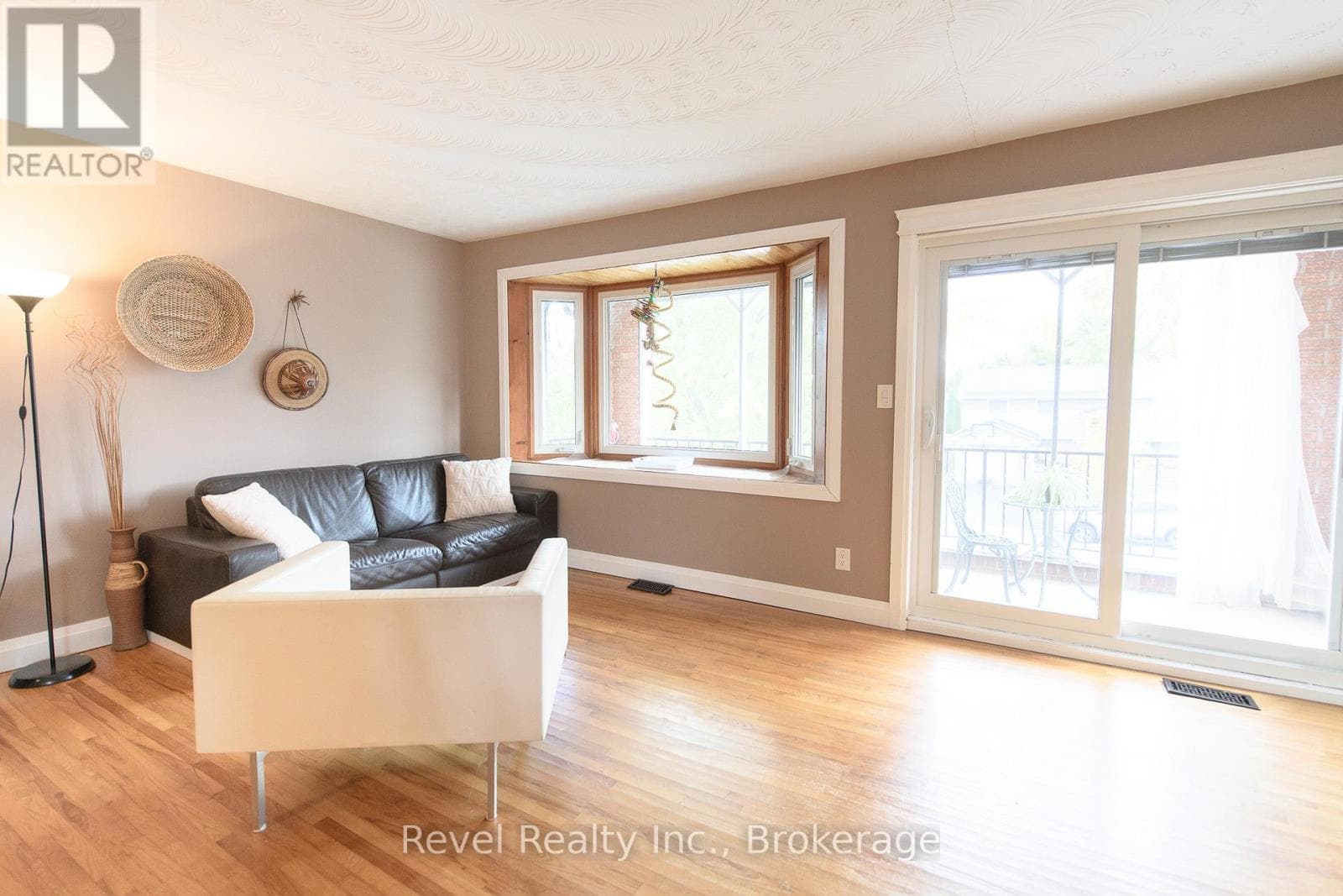 4 TESKEY COURT — photo 5