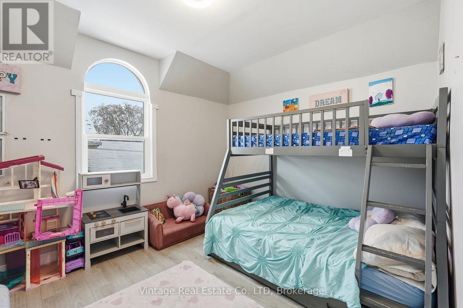 108 EAGLE AVENUE, Niagara — photo 3