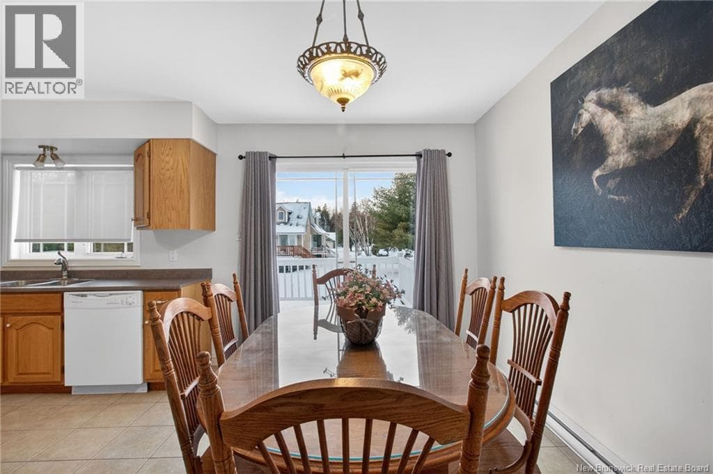 23 RUE DRIVE LIONEL MAILLET, New Brunswick — photo 5