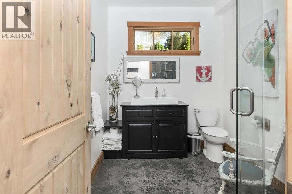 3387 BEACH AVENUE, Greater Vancouver — photo 4