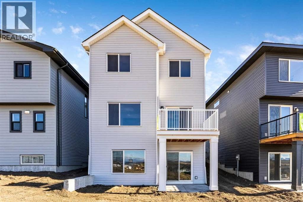 8 Heritage Link, Red Deer (Central Alberta) — photo 4