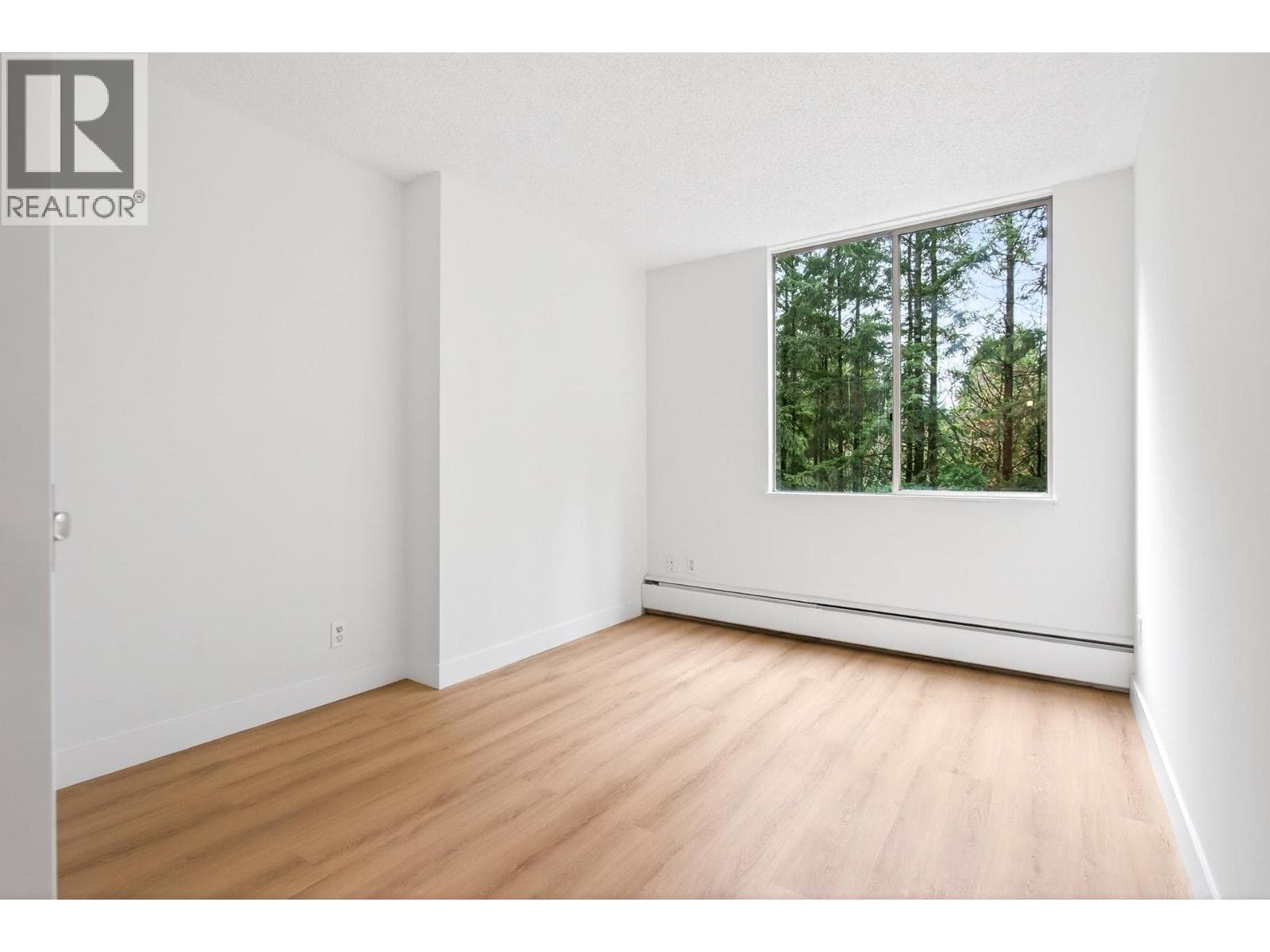 504 2024 FULLERTON AVENUE, Greater Vancouver — photo 5
