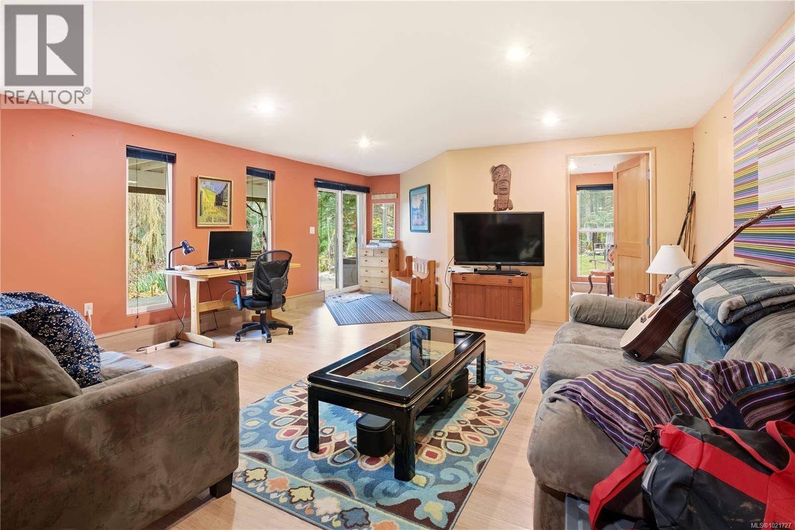 9644 Lakeshore Rd, Vancouver Island — photo 3