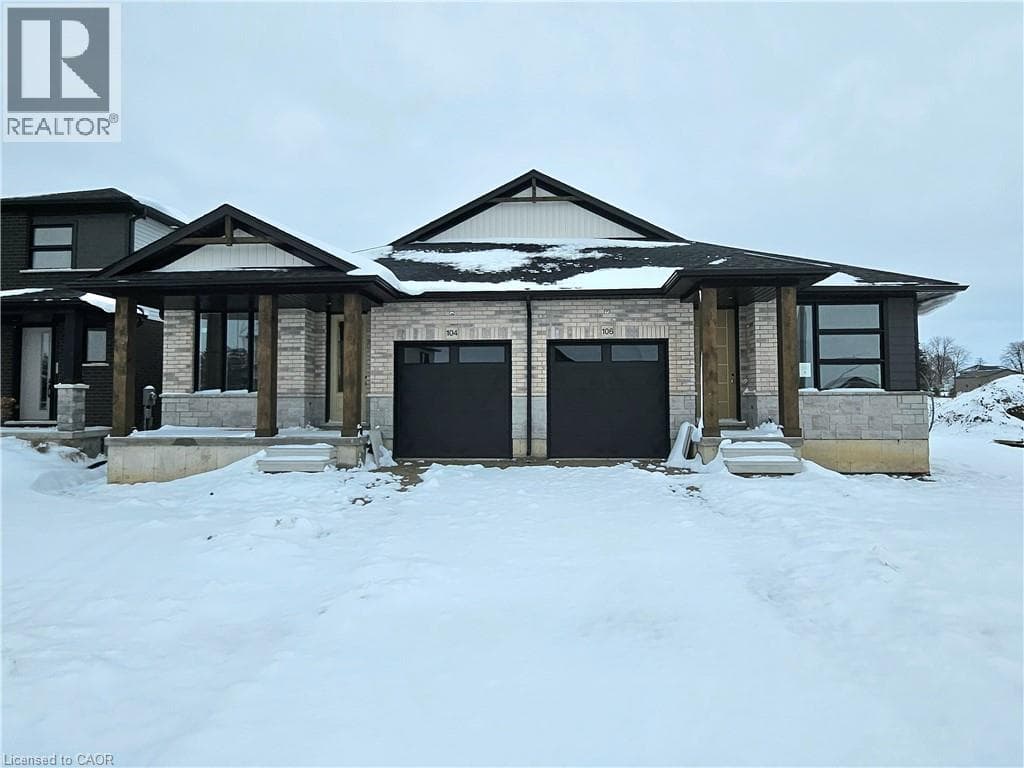 104 THACKERAY WAY — photo 2
