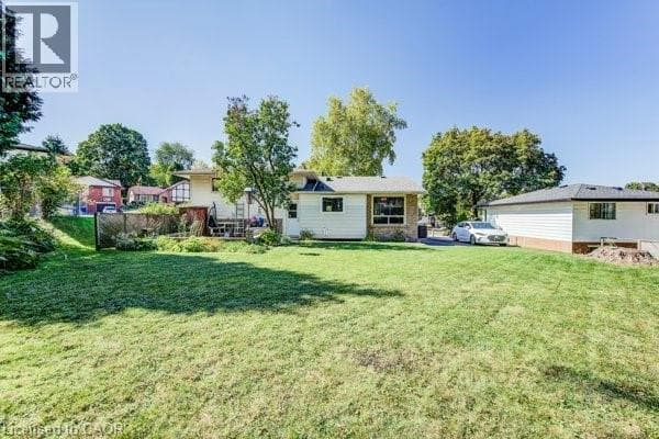 659 GLADSTONE DRIVE, Cornerstone — photo 2