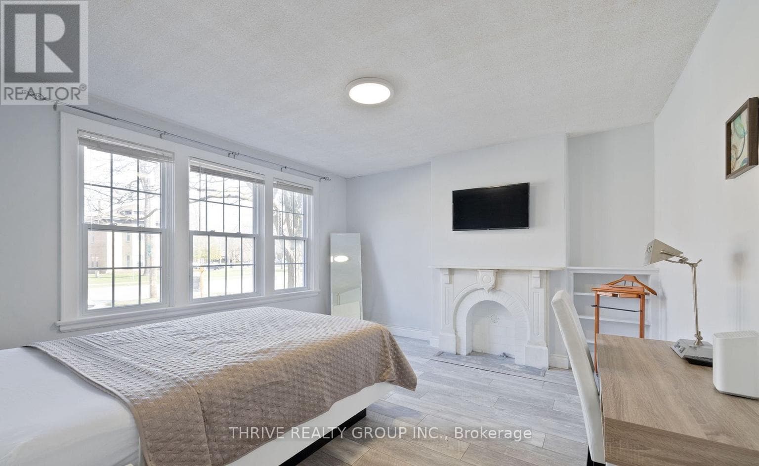 389 DUFFERIN AVENUE, London and St. Thomas — photo 4