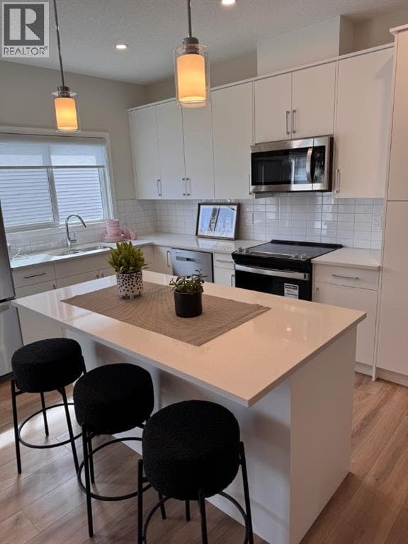 4 Wolf Hollow Road SE, Calgary — photo 5