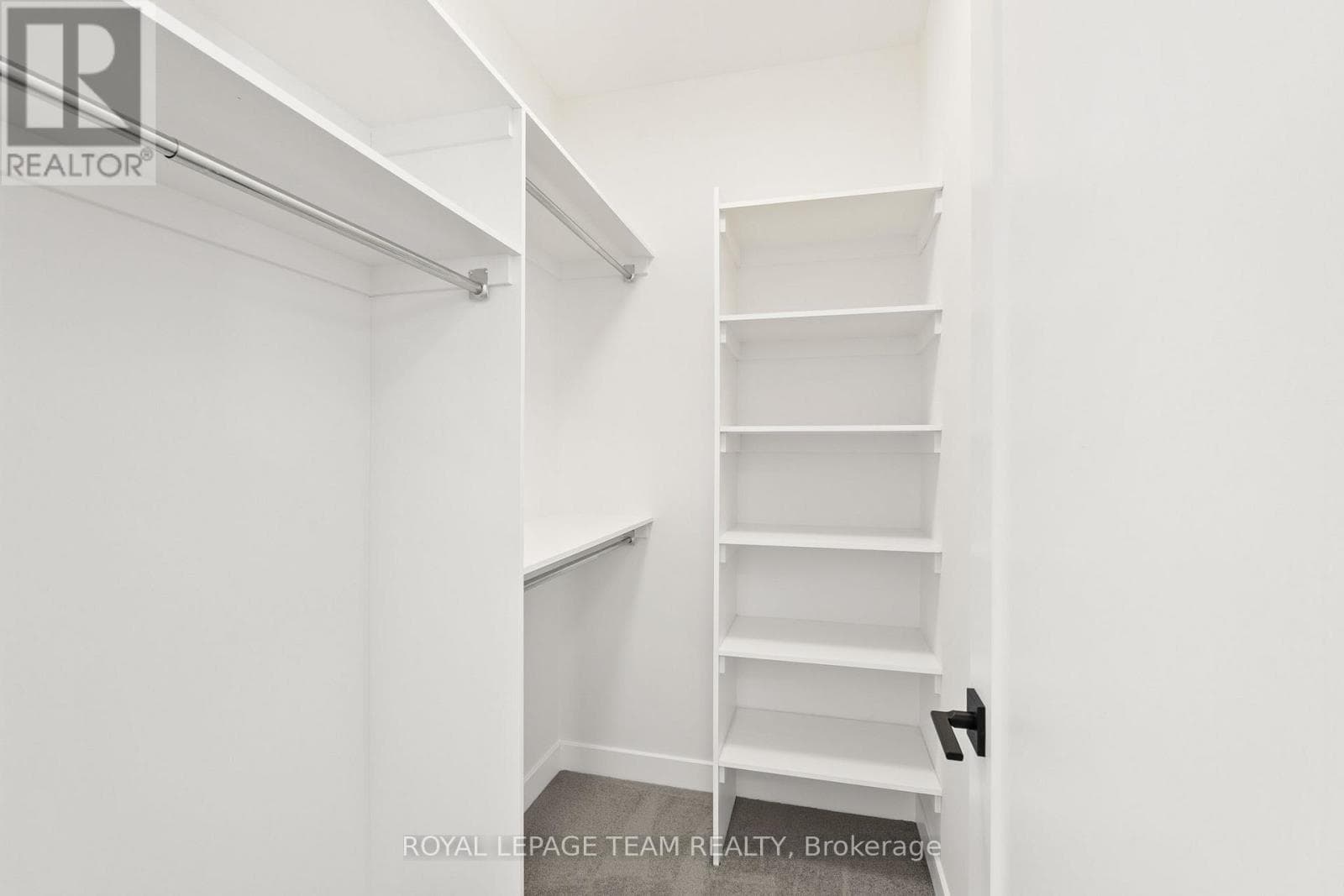 1057 MOORE STREET, Ottawa — photo 2