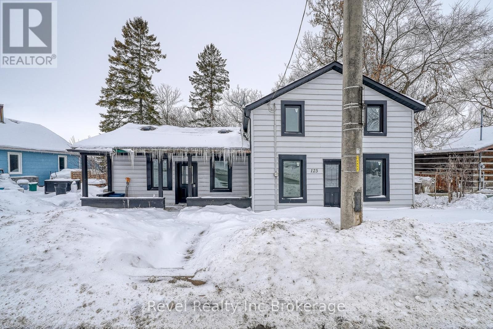 123 CHARLES STREET EAST in 
