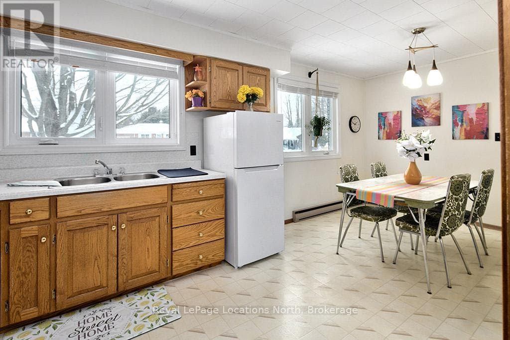138 MONTGOMERY STREET in