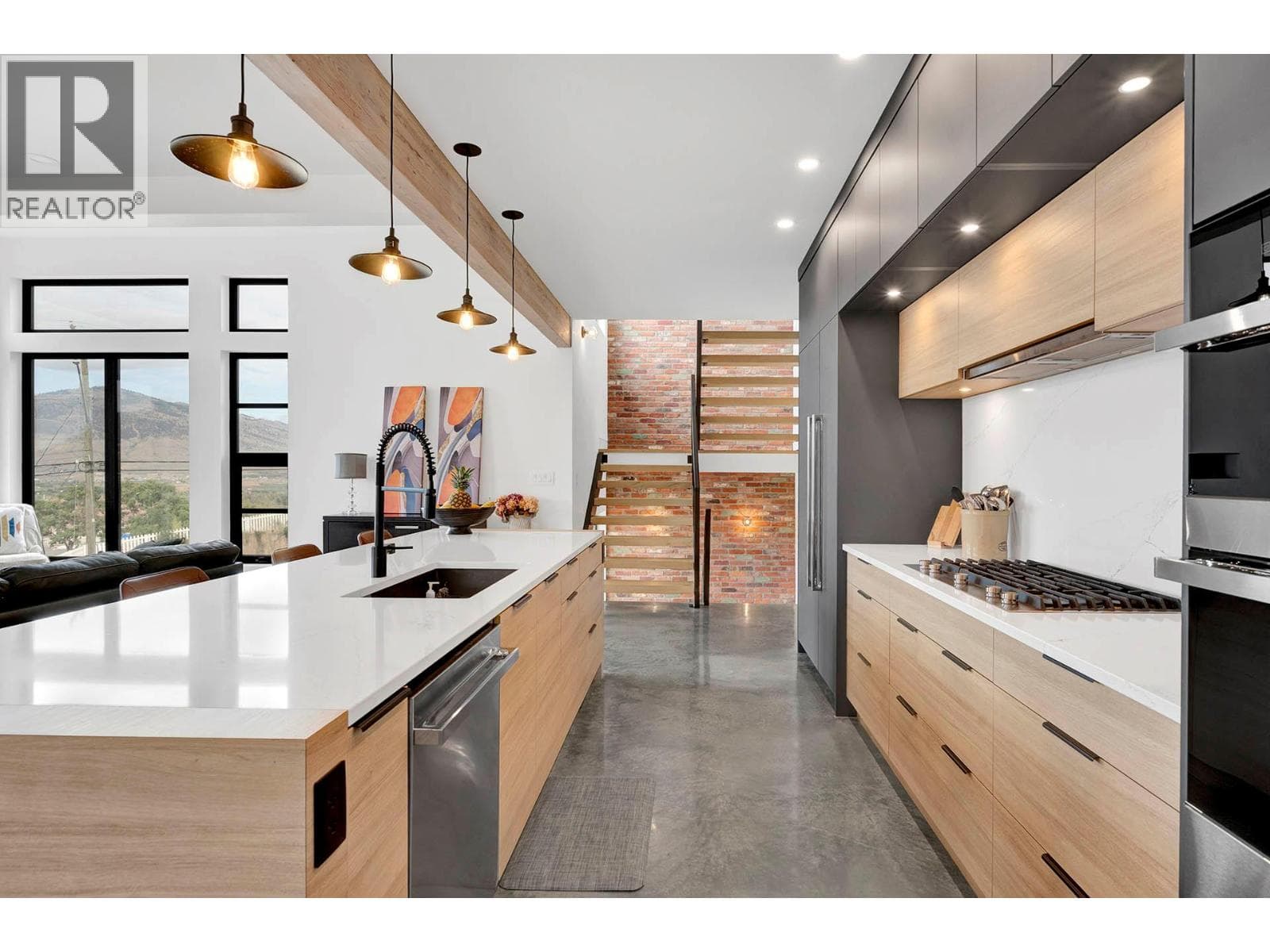 887 FERNIE ROAD, Interior REALTORS® — photo 5