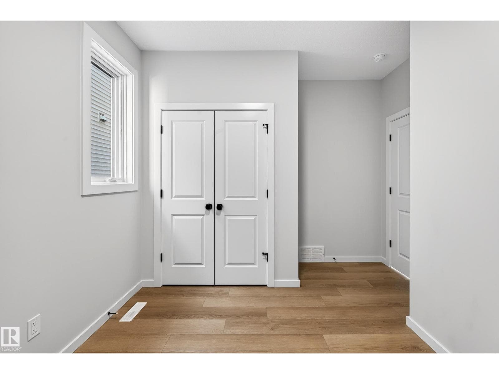 2251 194 ST NW in RIVER'S EDGE
