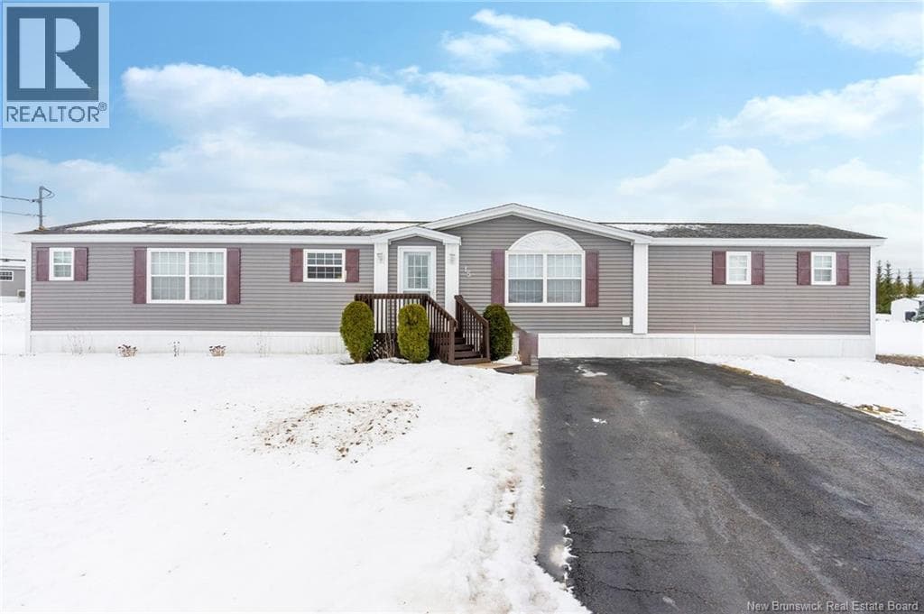 15 SPRINGFIELD COURT in 