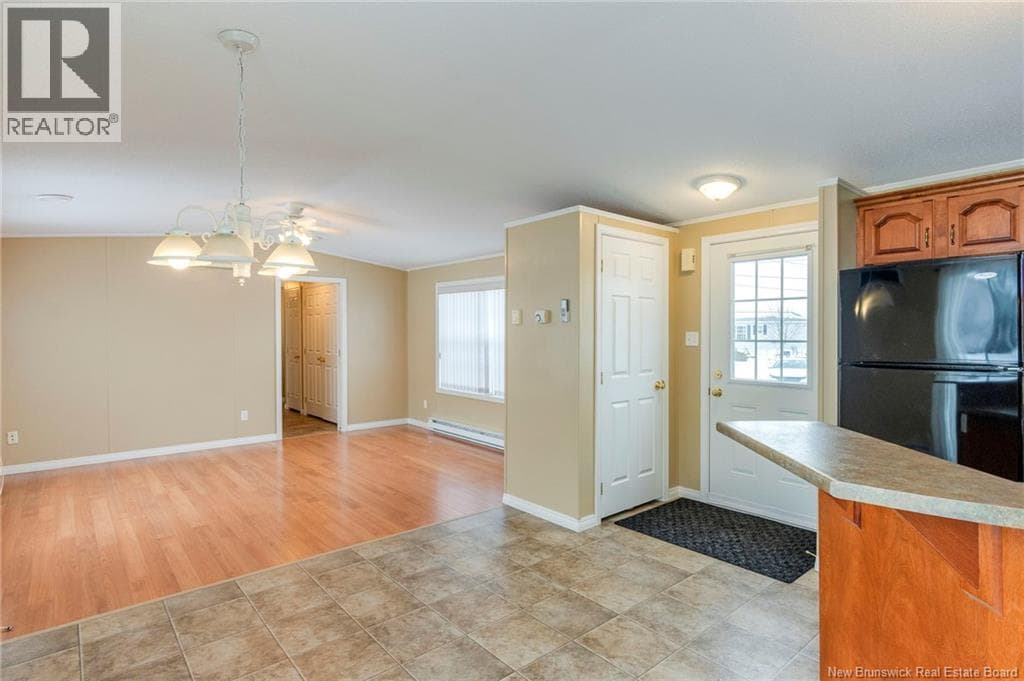 15 SPRINGFIELD COURT — photo 3
