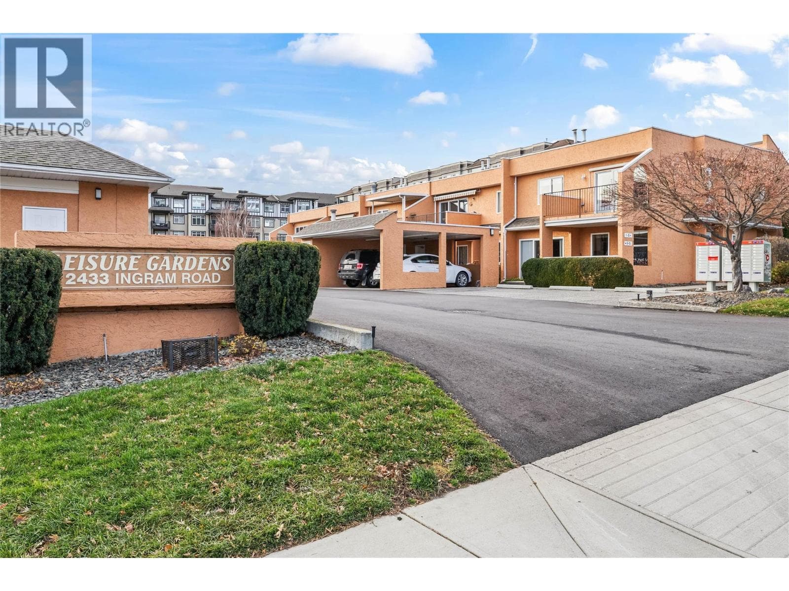 2433 Ingram Road Unit# 6, Interior REALTORS® — photo 3