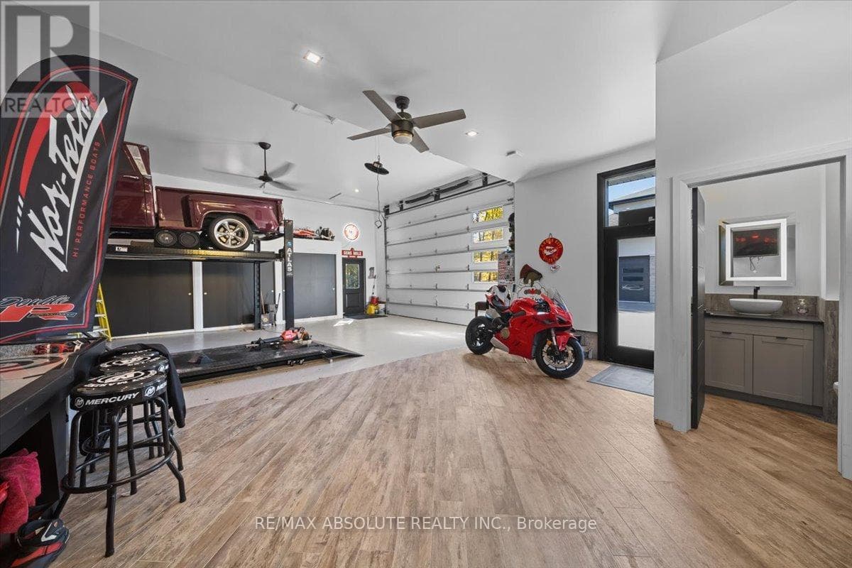 131 CHERRYHILL DRIVE in CARP