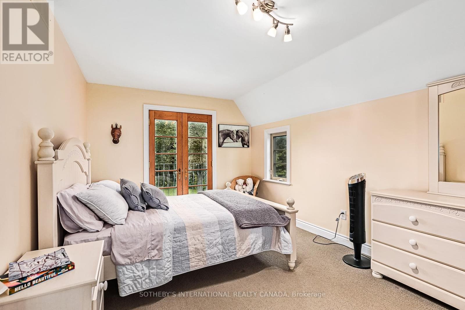 787517 GREY 13 ROAD, Toronto — photo 2