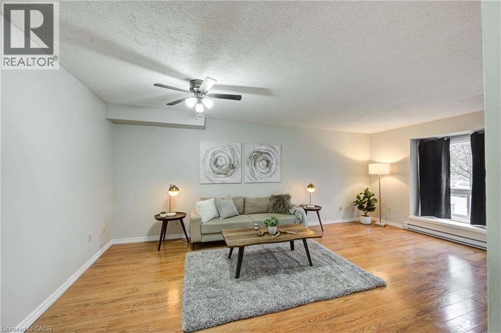 7 370 SPRINGBANK AVENUE NORTH — photo 5