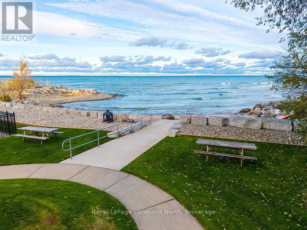 401 - 16 RAGLAN STREET, OnePoint — photo 2