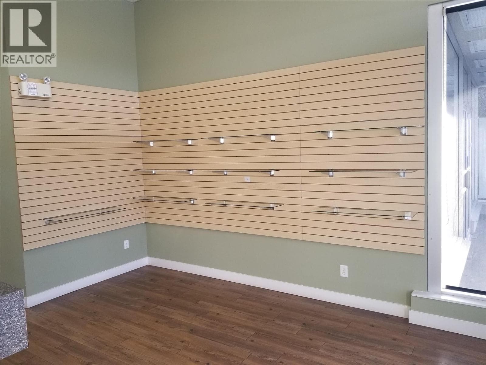 275 Seymour Street Unit# 2, Interior REALTORS® — photo 5