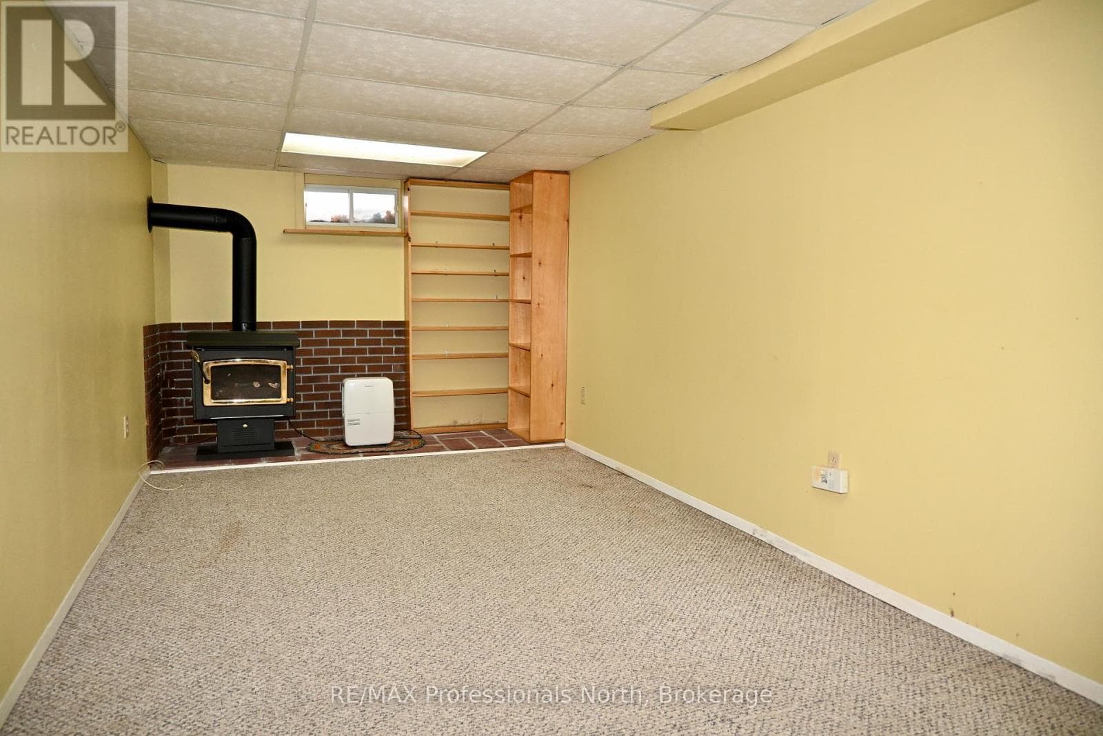 330 JOHN STREET NORTH, OnePoint — photo 2