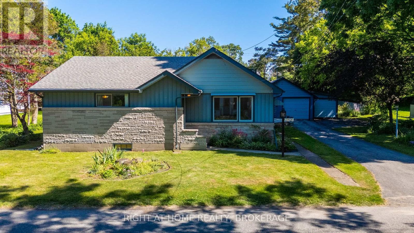 3906 ALEXANDRA ROAD, Niagara — photo 2