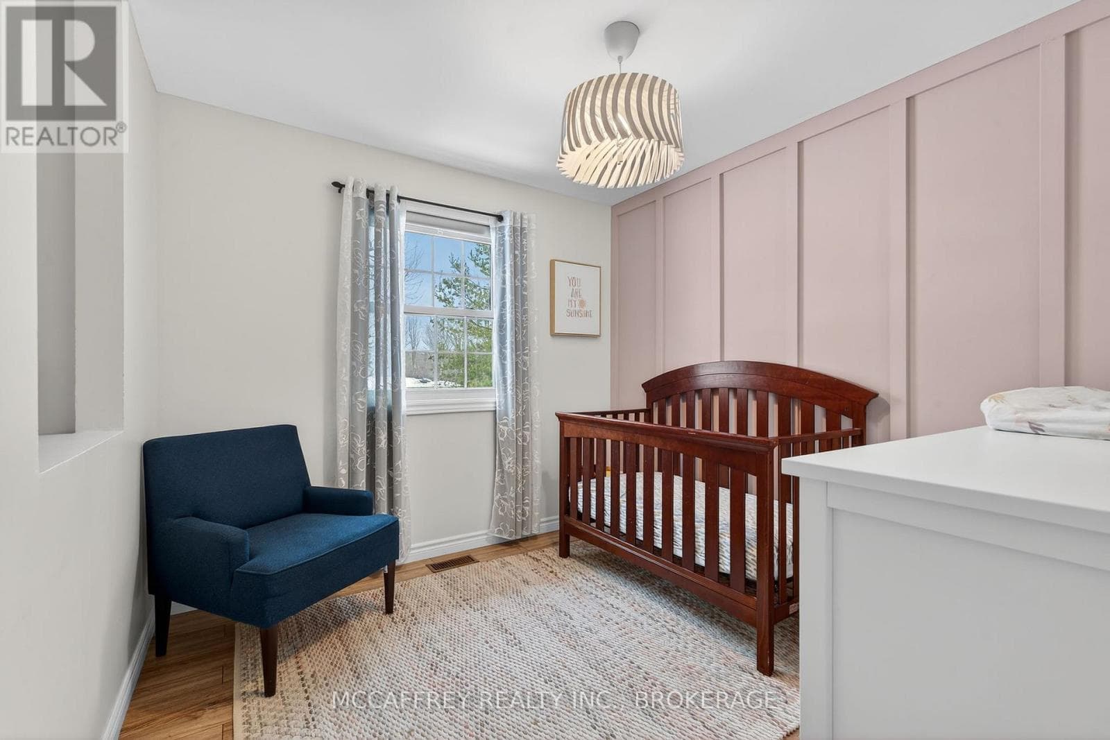 84 SOUTHWOOD CRESCENT, Kingston — photo 4