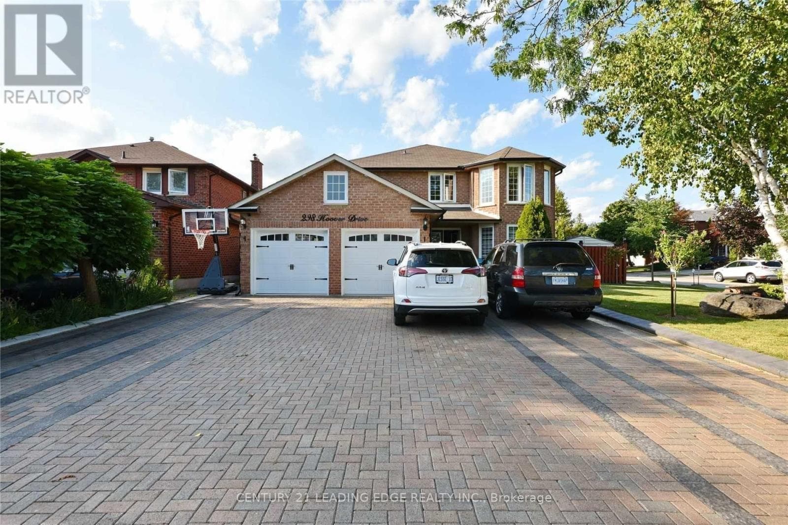 BSMT APT #1 - 298 HOOVER DRIVE in Rougemount