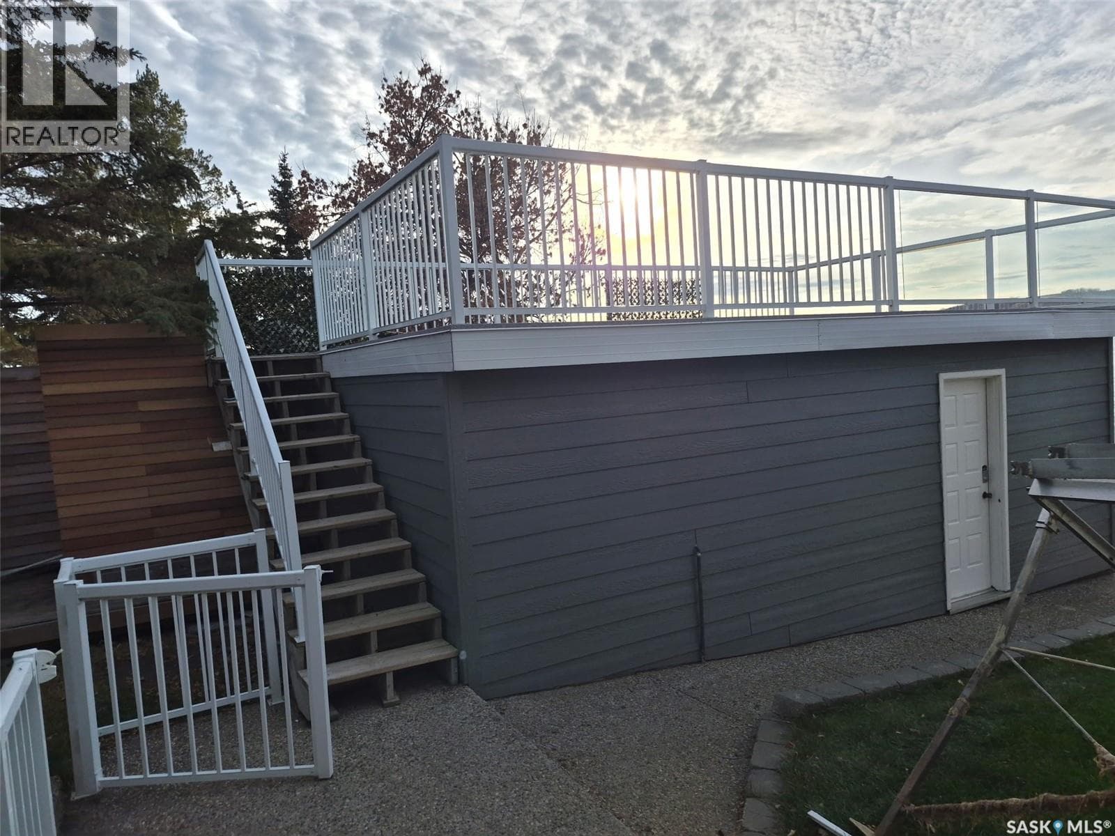 2 Lakeview LANE — photo 3