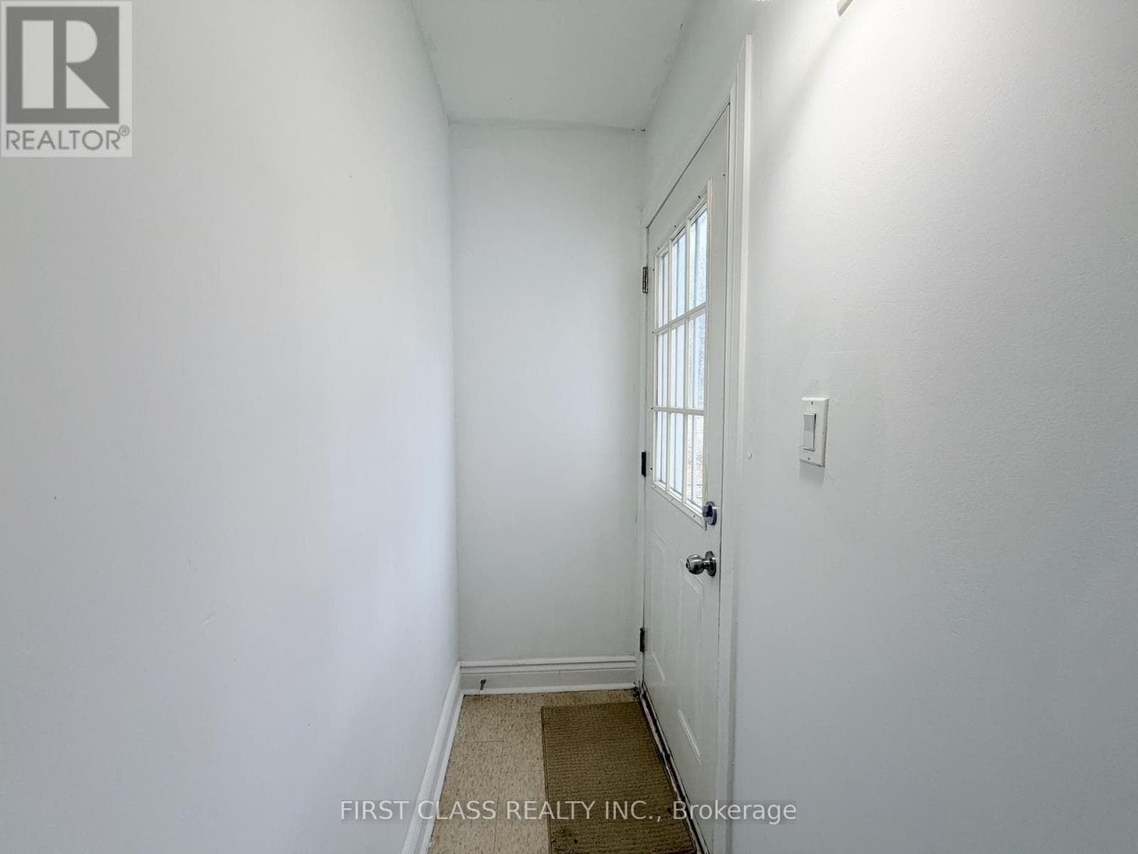 2081 METRO ROAD NORTH, Toronto — photo 2