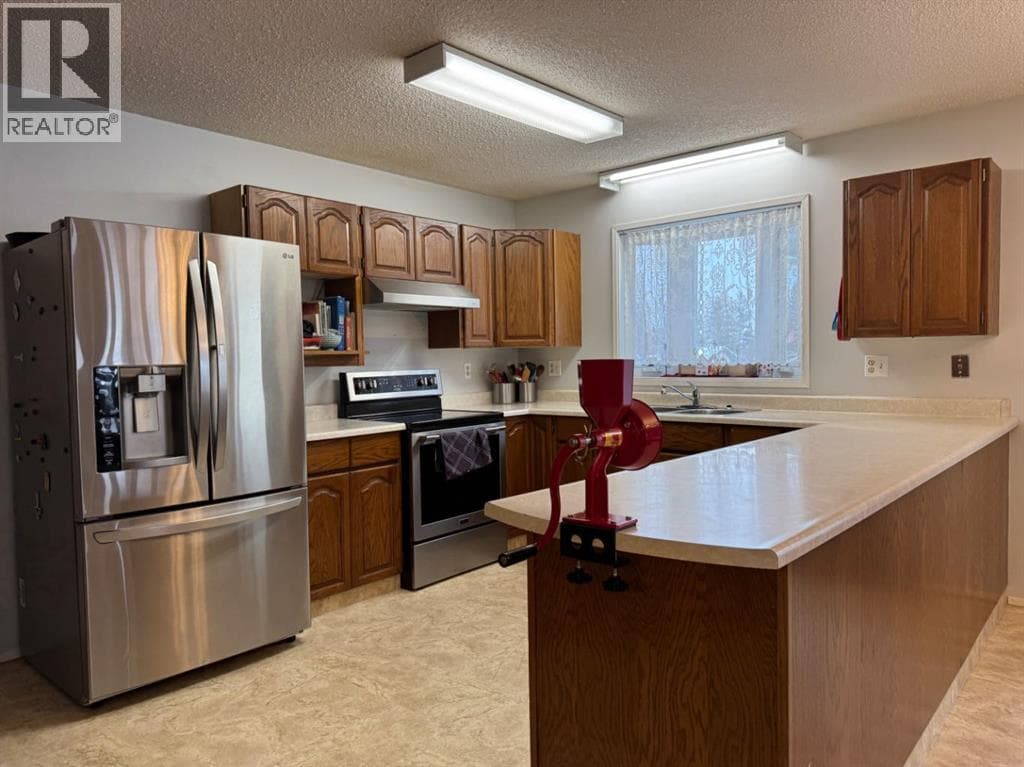 10408 106 Avenue, Grande Prairie — photo 2