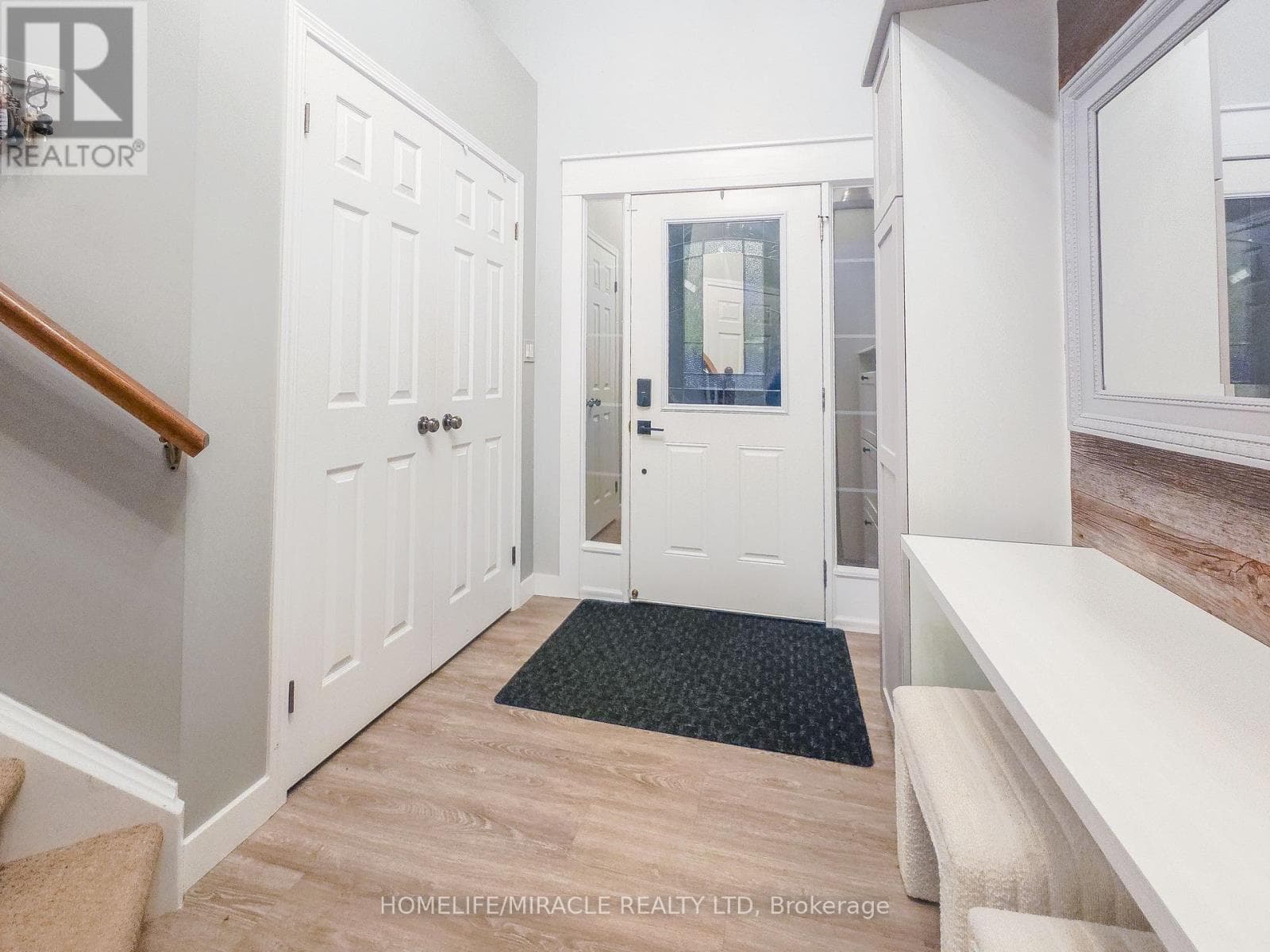 228 SUNNY MEADOW COURT — photo 3