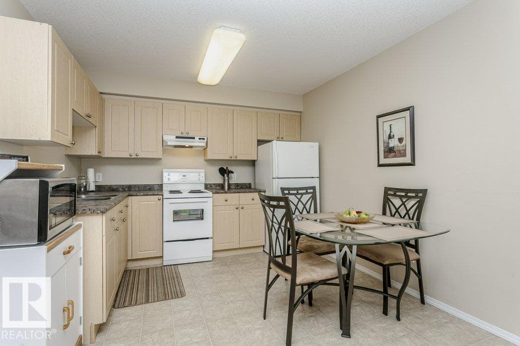 #427 8802 SOUTHFORT DR, Edmonton — photo 5