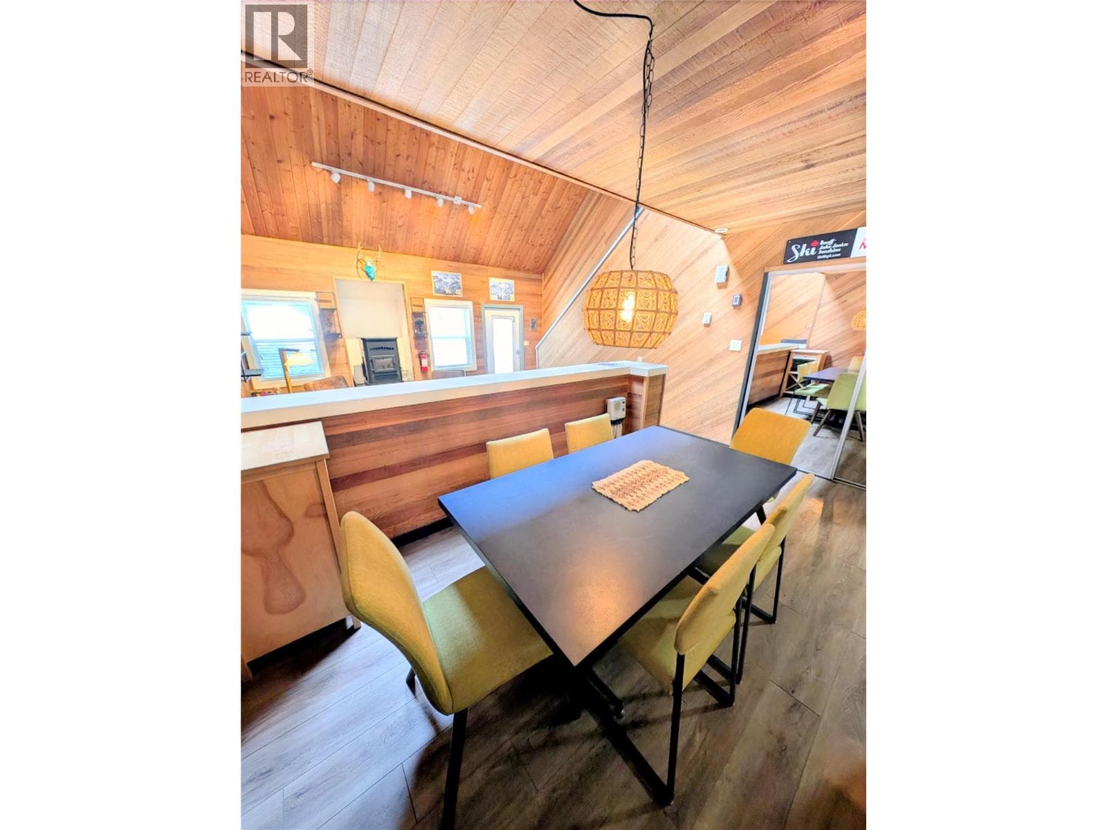 138 CLEARVIEW ROAD, Interior REALTORS® — photo 3