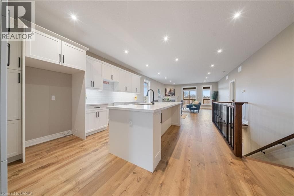 187 CRADDOCK Boulevard — photo 3