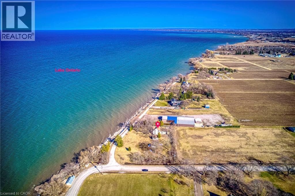 3590 LAKESHORE ROAD in 