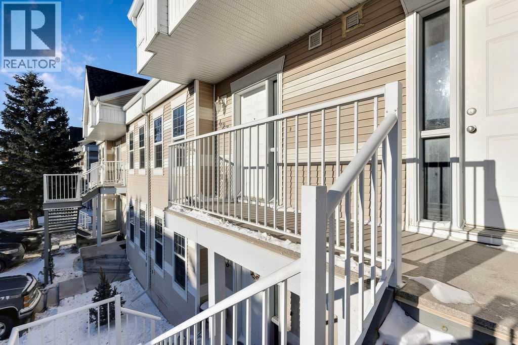 423, 103 Strathaven Drive, Calgary — photo 4