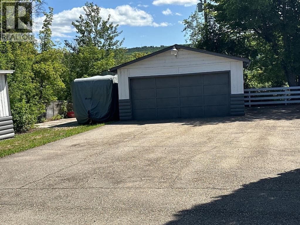 11905 91 STREET, Grande Prairie — photo 2