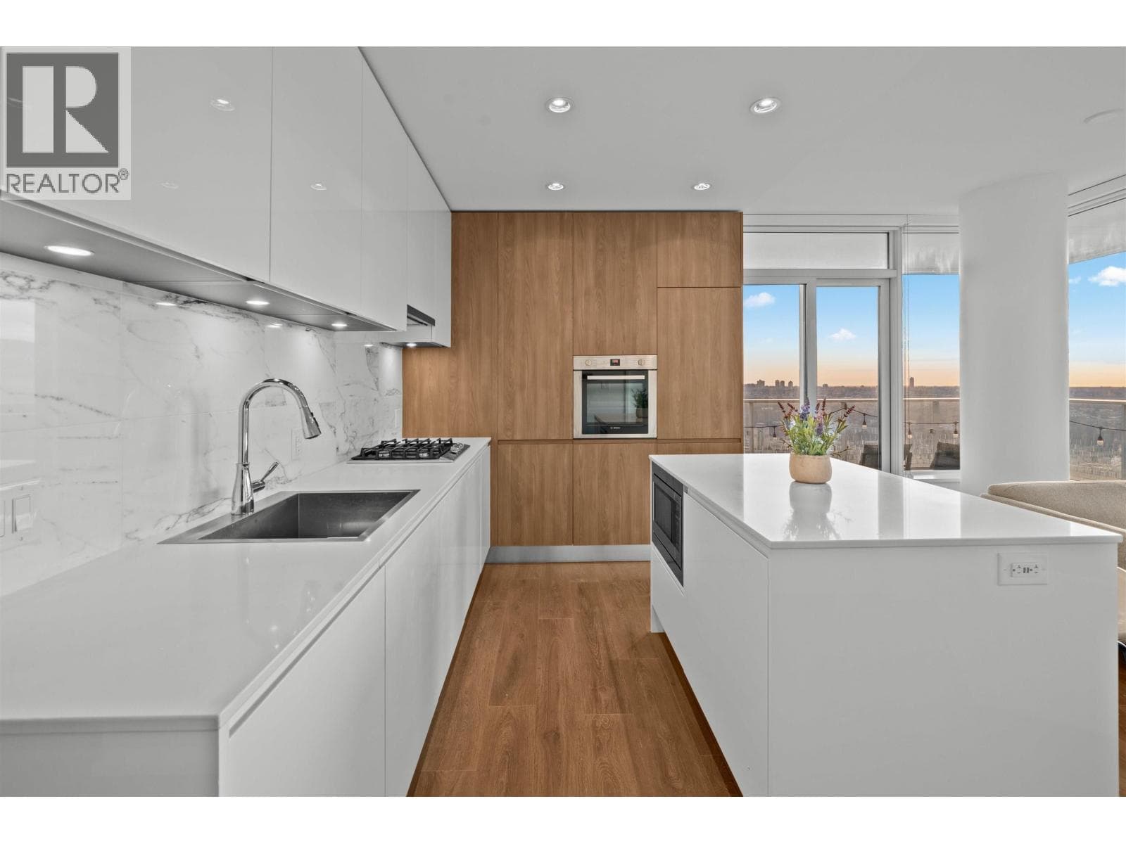 1105 4650 BRENTWOOD BOULEVARD, Greater Vancouver — photo 2